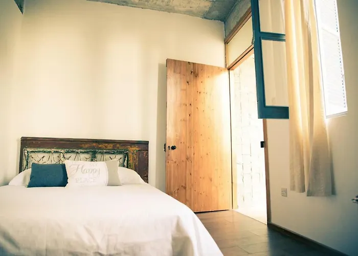 The Iskemleci Готель типу 