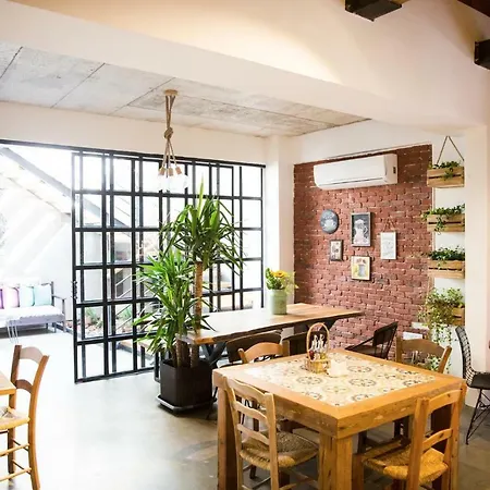 Alojamento de Acomodação e Pequeno-almoço The Iskemleci Nicósia