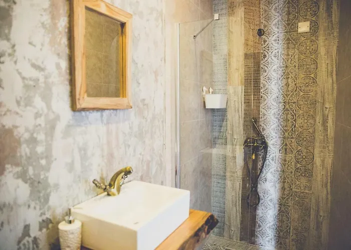 The Iskemleci 4* Nicosia